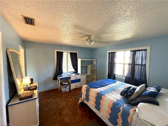 3711  1st SW ST, Lehigh Acres, FL 33976