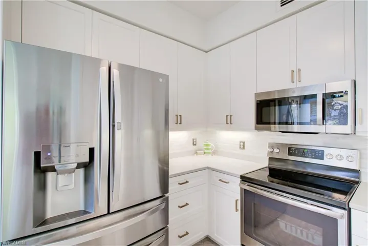 3920 Forest Glen Blvd 102, Naples, Florida 34114