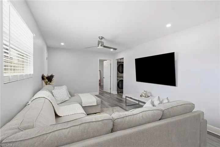 8338 Mcdaniel Dr, North Fort Myers, Florida 33917