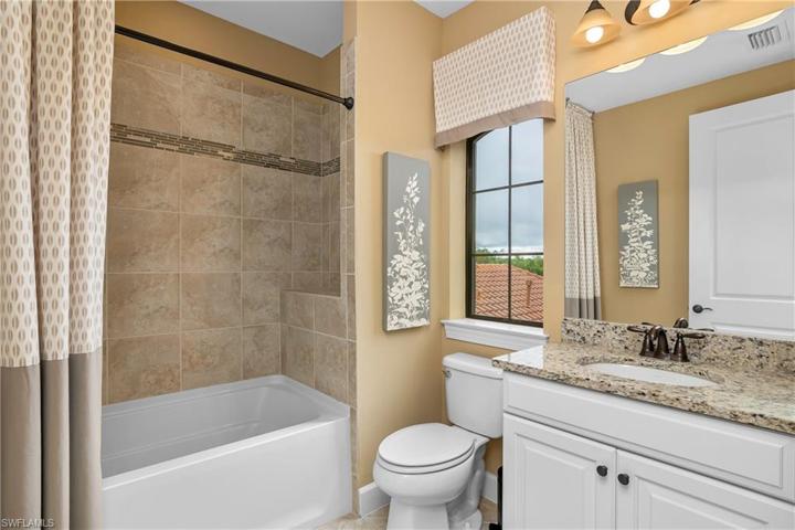 Bedroom 3/Loft bath.