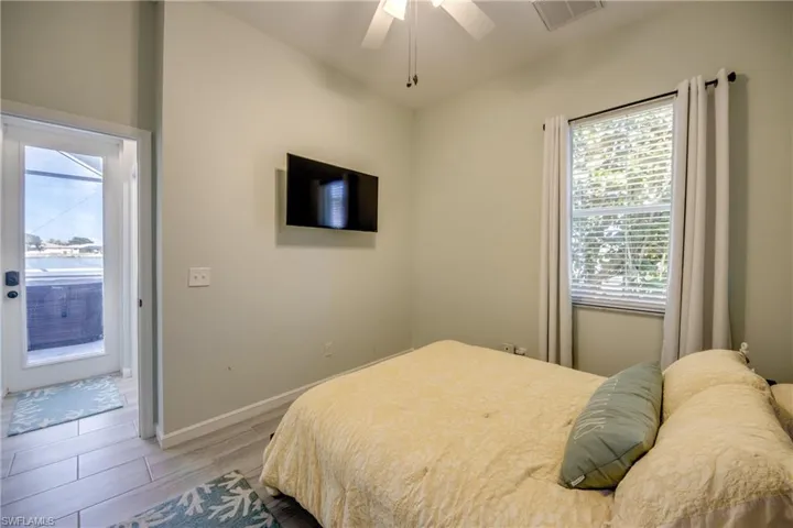 Bedroom Near the pool, Ceiling fan, walk-n closet
