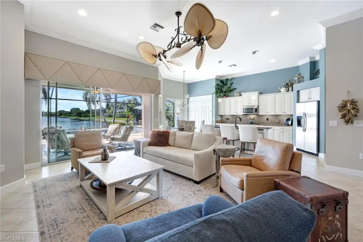 9714  Nickel Ridge  CIR, Naples, FL 34120