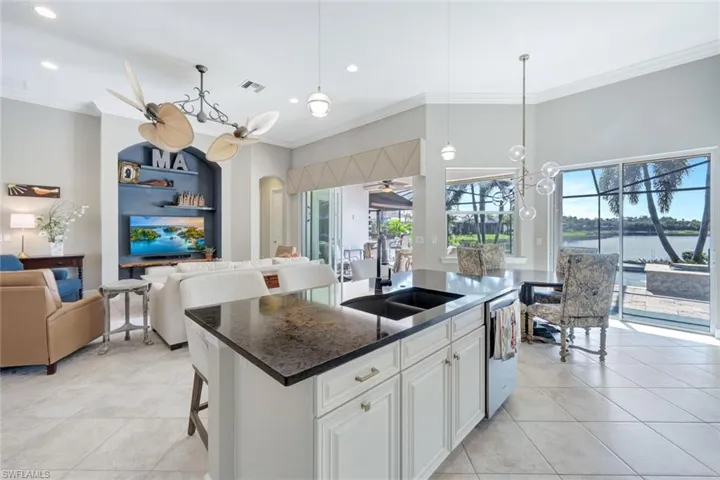 9714  Nickel Ridge  CIR, Naples, FL 34120