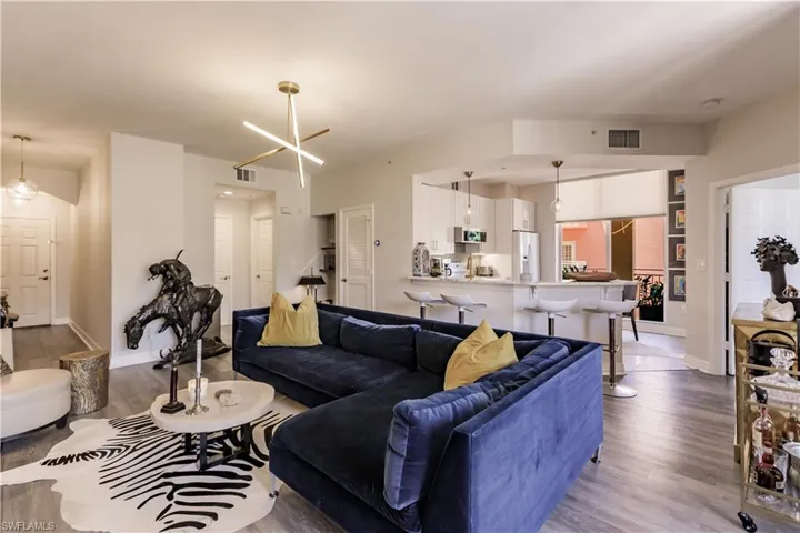 450  Bayfront  PL, Naples, FL 34102