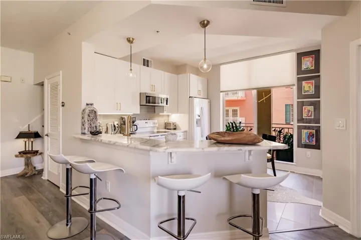 450  Bayfront  PL, Naples, FL 34102