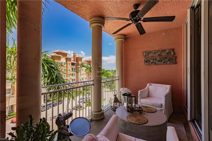 450  Bayfront  PL, Naples, FL 34102