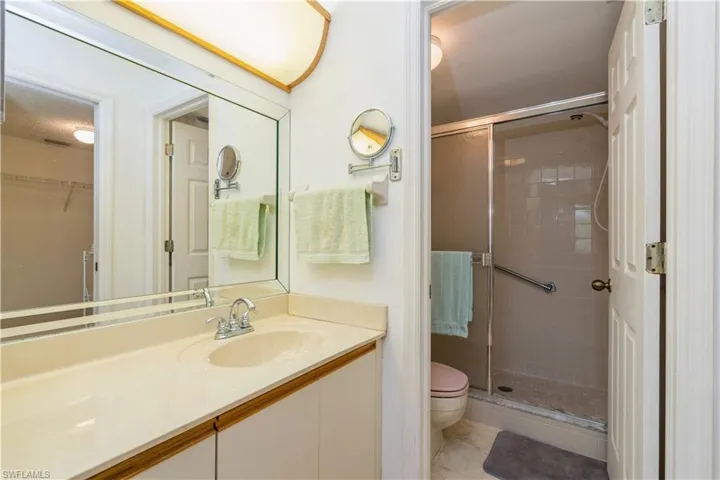 Main bathroom