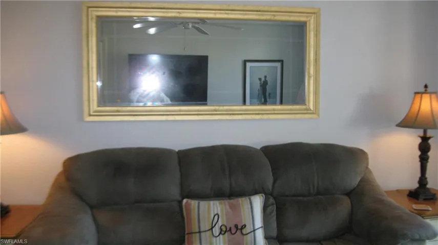 Living area with a ceiling fan