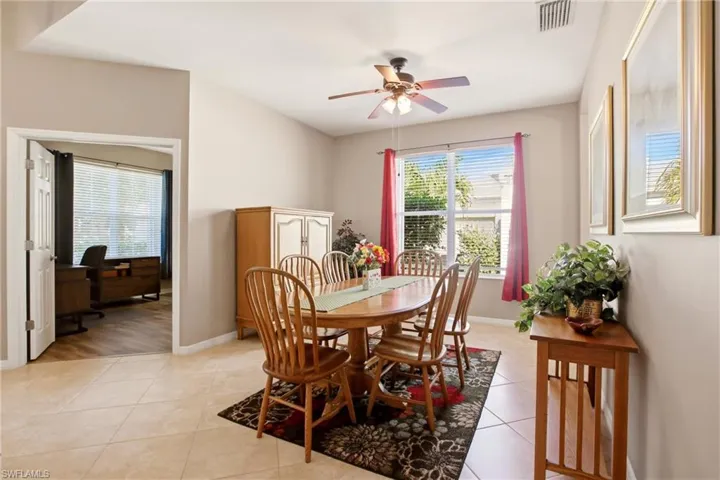2621 Brightside Ct, Cape Coral, Florida 33991