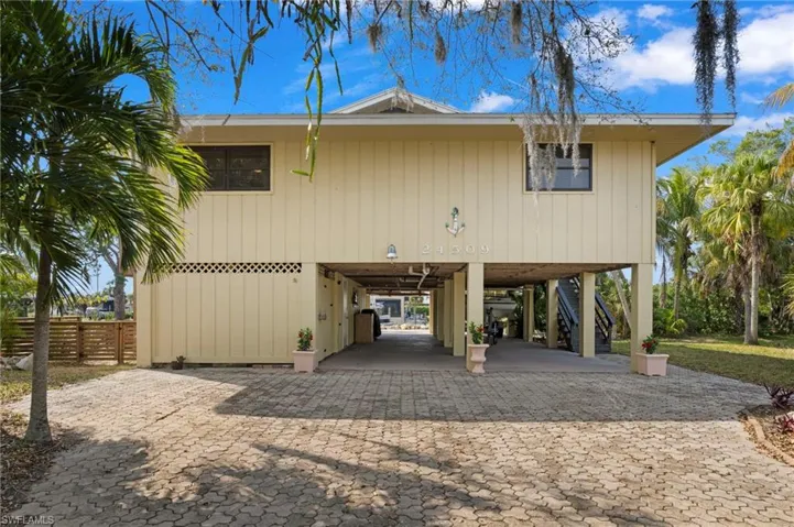 24509 Dolphin St, Bonita Springs Fl 34134