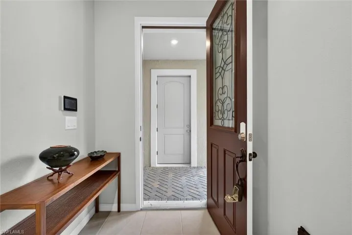 10371 Bonavie Cove Dr, Fort Myers, Florida 33966