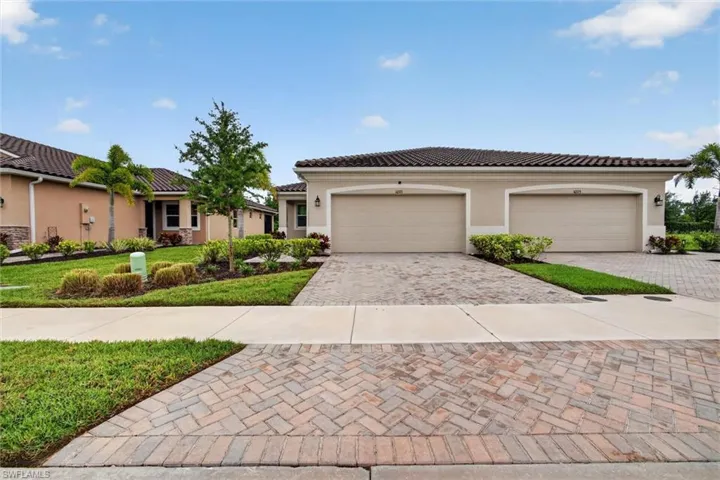 10371 Bonavie Cove Dr, Fort Myers, Florida 33966