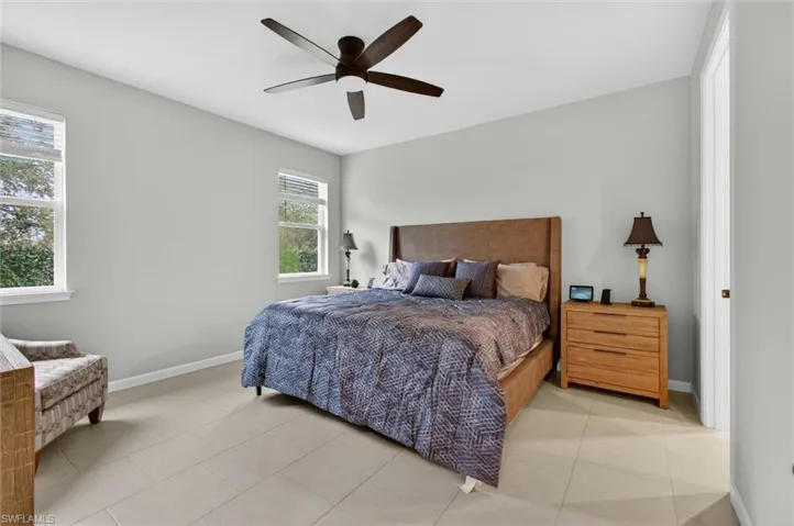 10371 Bonavie Cove Dr, Fort Myers, Florida 33966