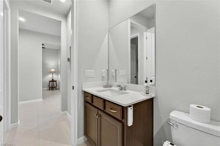 10371 Bonavie Cove Dr, Fort Myers, Florida 33966