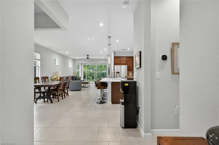 10371 Bonavie Cove Dr, Fort Myers, Florida 33966