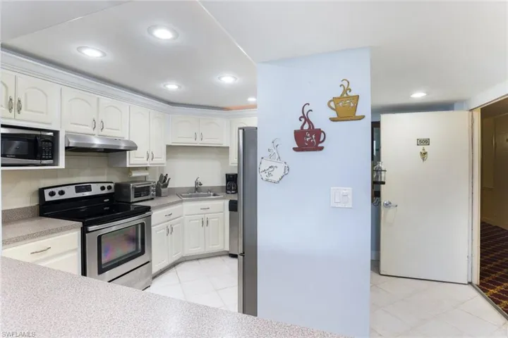 3 Bluebill Ave 509, Naples, Florida 34108