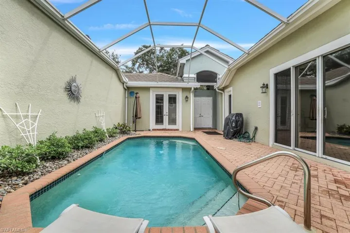 25410  Alicante  DR, Bonita Springs, FL 34134