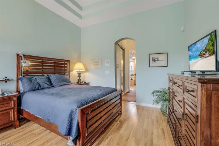 25410  Alicante  DR, Bonita Springs, FL 34134