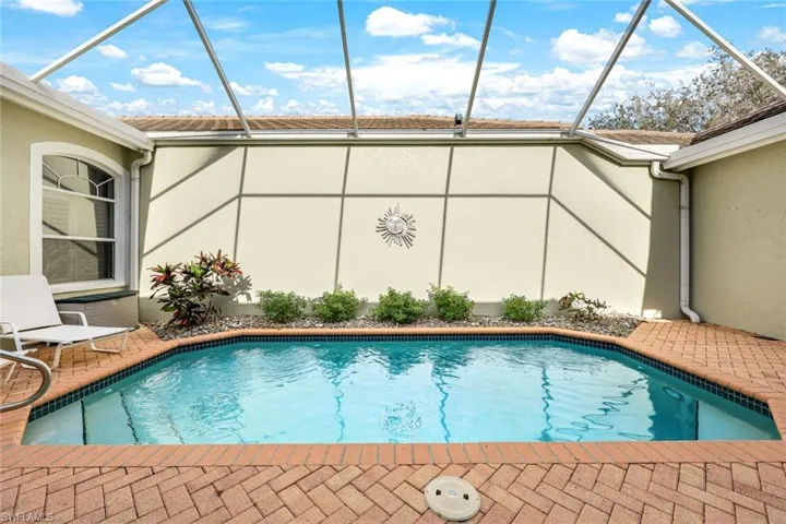 25410  Alicante  DR, Bonita Springs, FL 34134