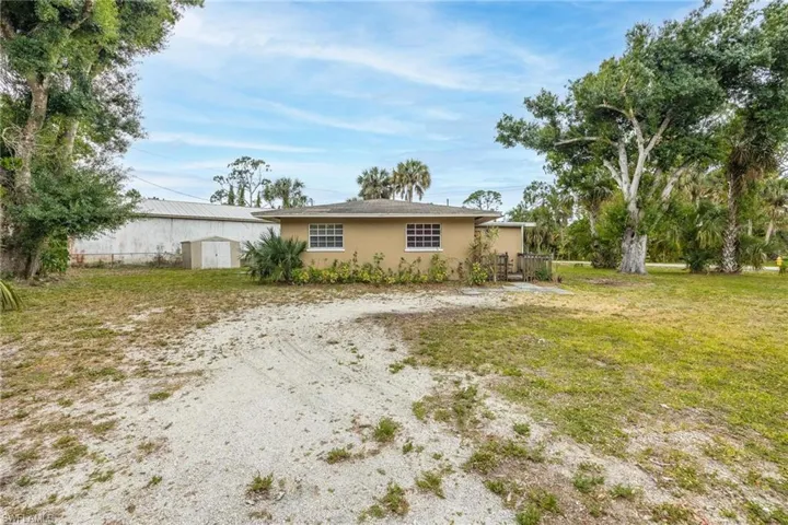 455  Santa Cruz  ST, North Fort Myers, FL 33903