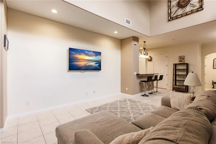 1296  Kendari  TER, Naples, FL 34113