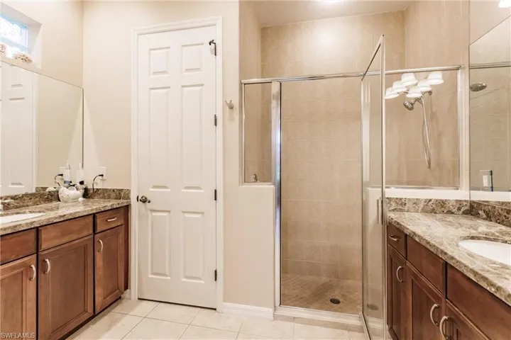 1296  Kendari  TER, Naples, FL 34113