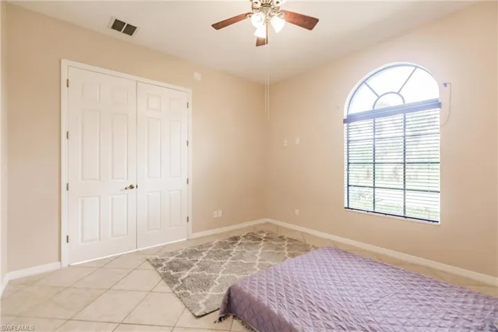 1296  Kendari  TER, Naples, FL 34113