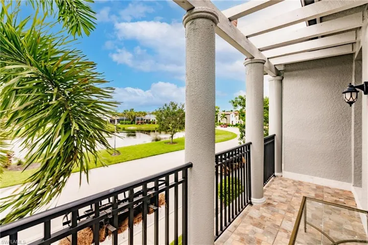 1296  Kendari  TER, Naples, FL 34113