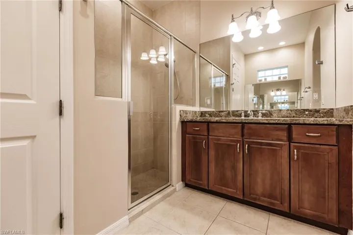 1296  Kendari  TER, Naples, FL 34113