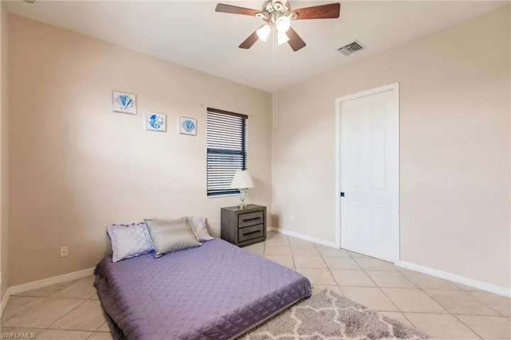 1296  Kendari  TER, Naples, FL 34113