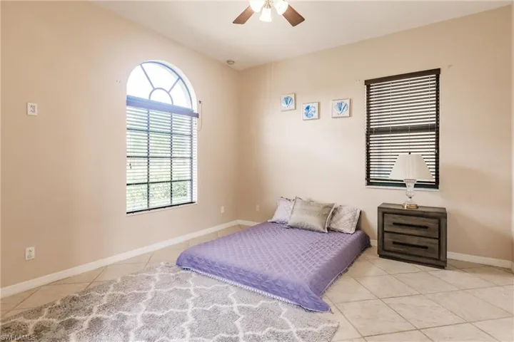 1296  Kendari  TER, Naples, FL 34113