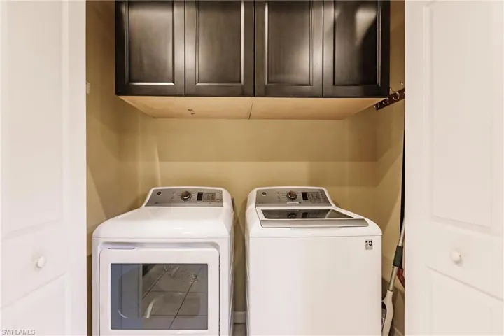 1296  Kendari  TER, Naples, FL 34113