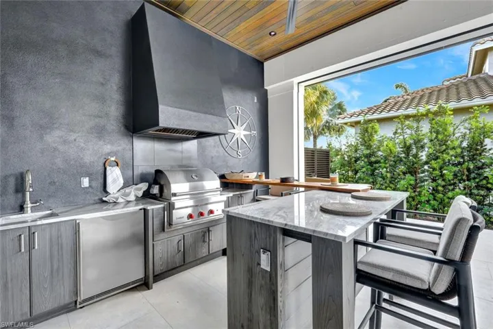 701  Plantation  CT, Marco Island, FL 34145