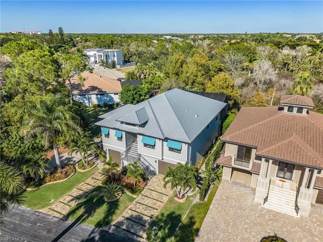 Aerial view of property and surrounding area