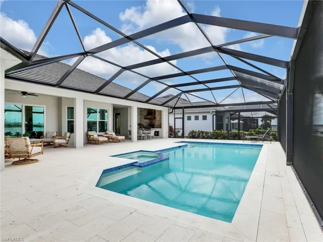 Pool - Covered Lanai
