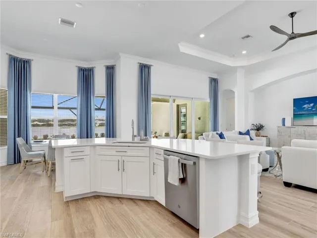 Kitchen - Living