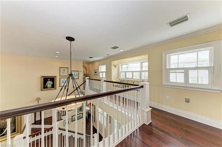 793 Jungle Queen Way, Longboat Key, Florida 34228