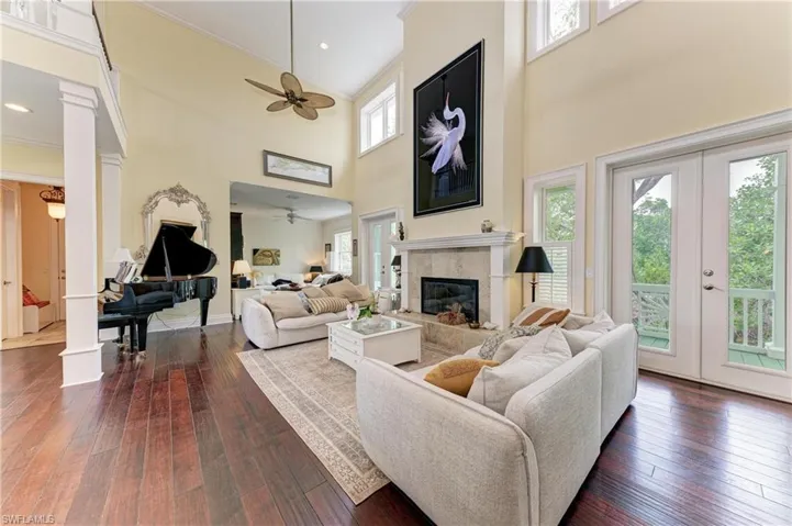 793 Jungle Queen Way, Longboat Key, Florida 34228