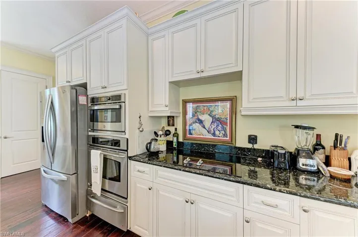 793 Jungle Queen Way, Longboat Key, Florida 34228
