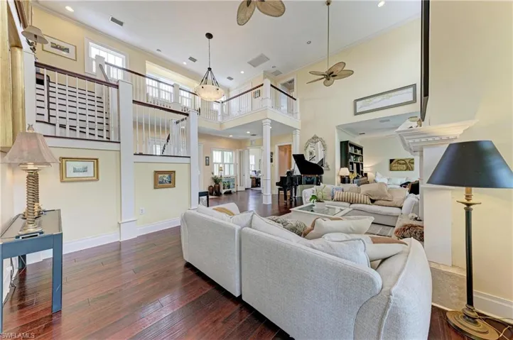 793 Jungle Queen Way, Longboat Key, Florida 34228