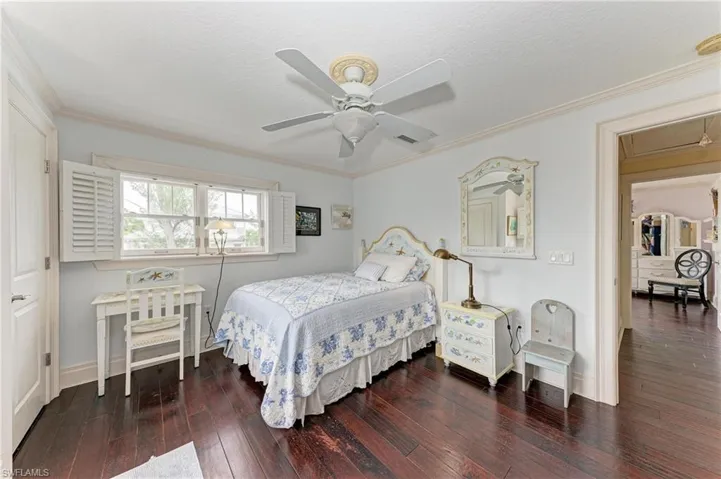 793 Jungle Queen Way, Longboat Key, Florida 34228