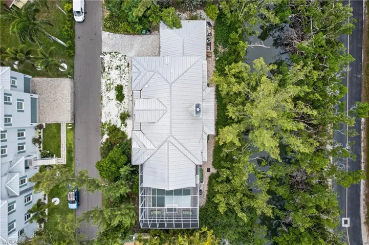 793 Jungle Queen Way, Longboat Key, Florida 34228