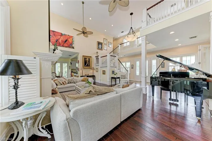 793 Jungle Queen Way, Longboat Key, Florida 34228