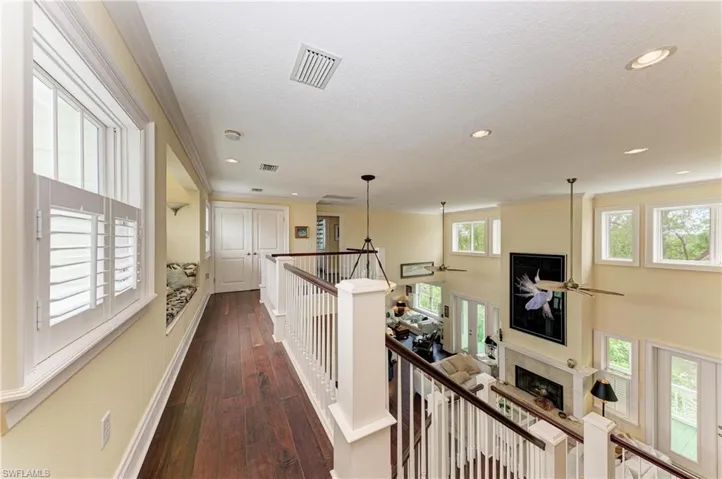 793 Jungle Queen Way, Longboat Key, Florida 34228