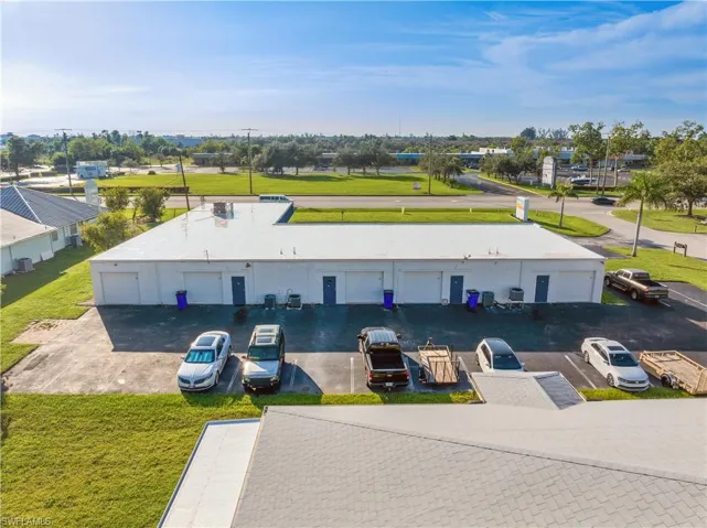 15630  Mc Gregor  BLVD, Fort Myers, FL 33908