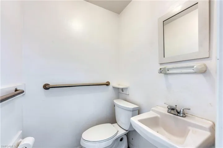 15630  Mc Gregor  BLVD, Fort Myers, FL 33908