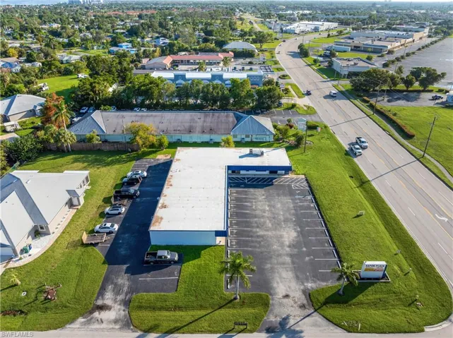 15630  Mc Gregor  BLVD, Fort Myers, FL 33908