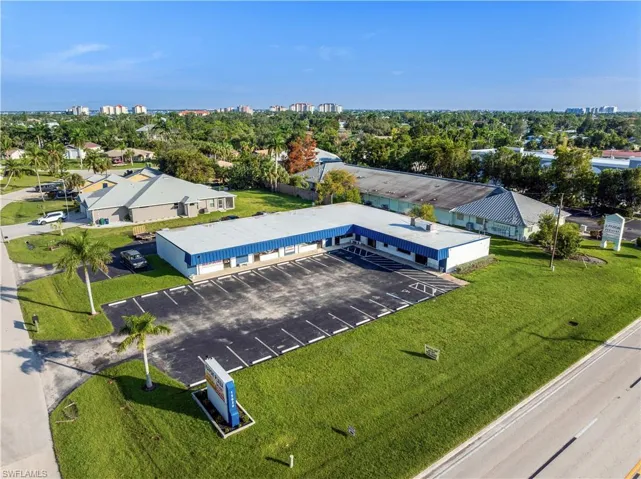 15630  Mc Gregor  BLVD, Fort Myers, FL 33908