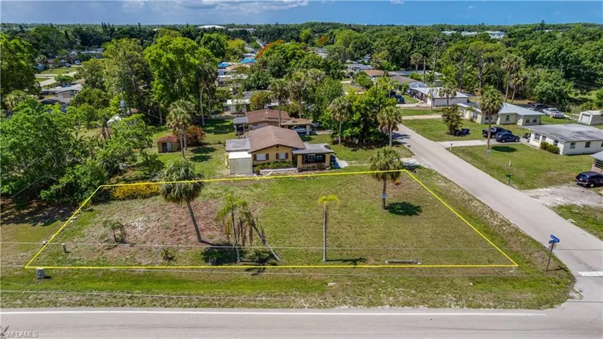335 Ottumwa Ave, Fort Myers, Florida 33905