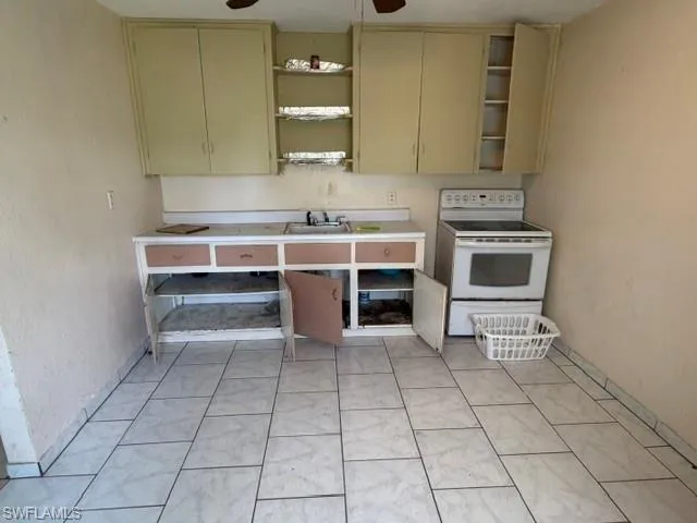324 New York Dr, Fort Myers, Florida 33905